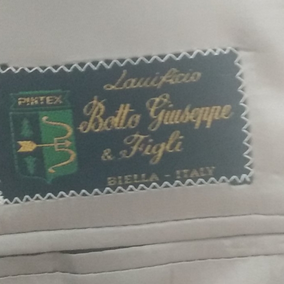 Conte Di Roma 2 Button Suit Jacket - Picture 7 of 12